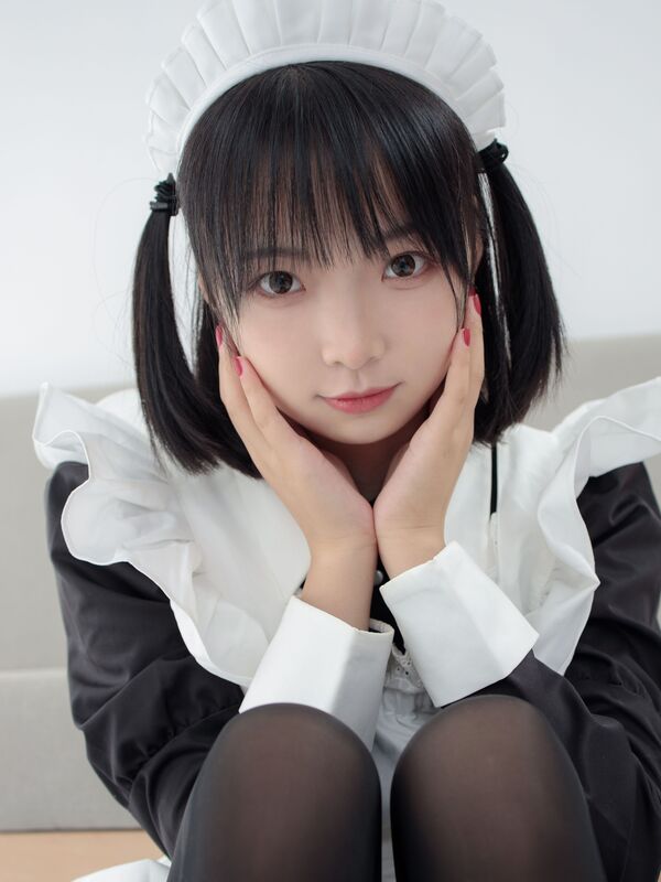  森萝财团写真 JKFUN-029 卉女仆 踩物 80D黑丝