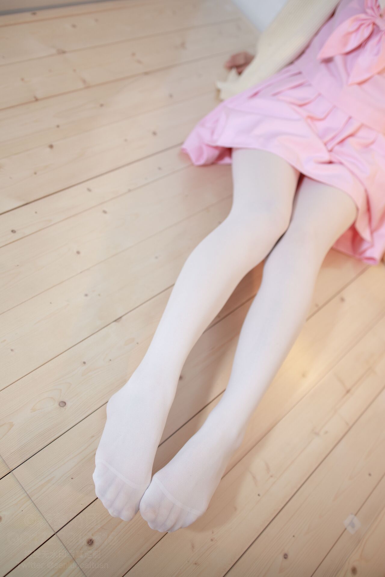 丝袜美腿预览图