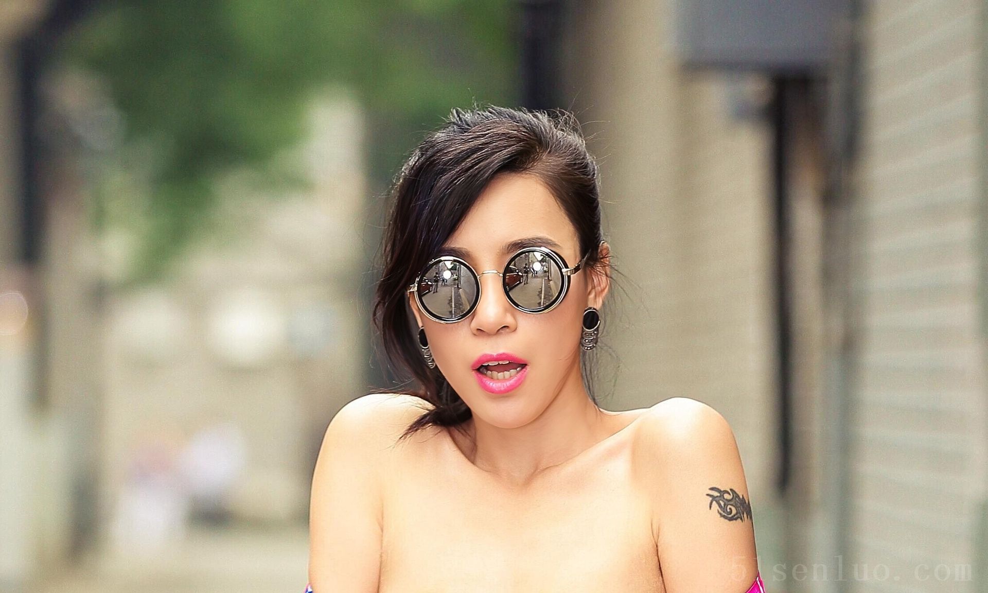 丝袜美腿预览图