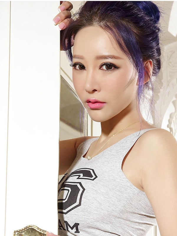  [AISS爱丝] 03.13 钻石版：F6009《特辑索菲的秘密房间》