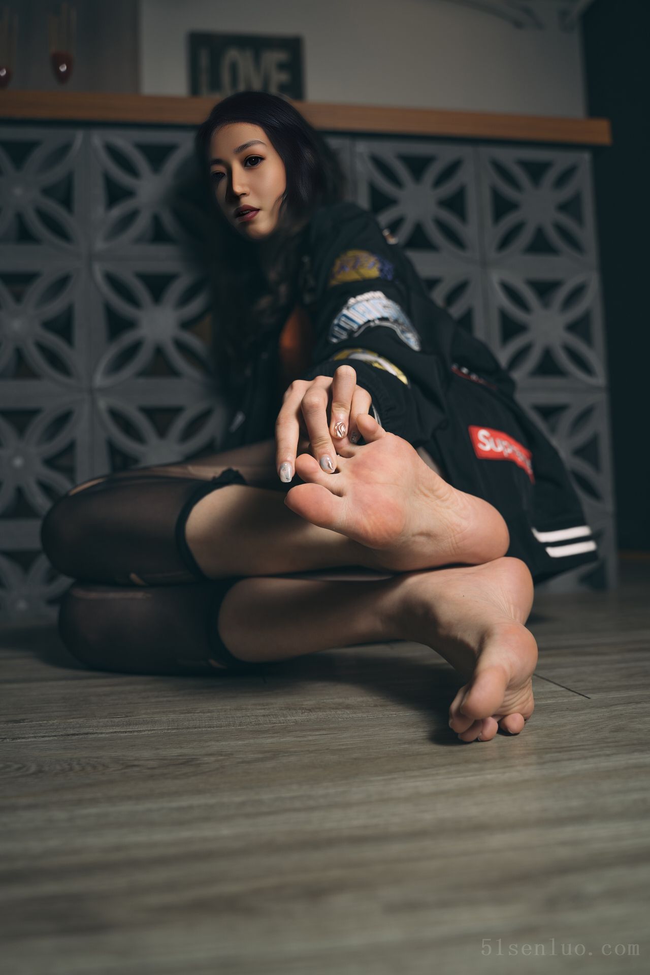 丝袜美腿预览图